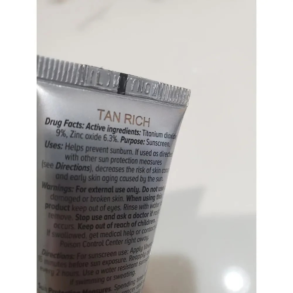 It Cosmetics CC Color Correcting Full Coverage color Fair Warm color tan rich